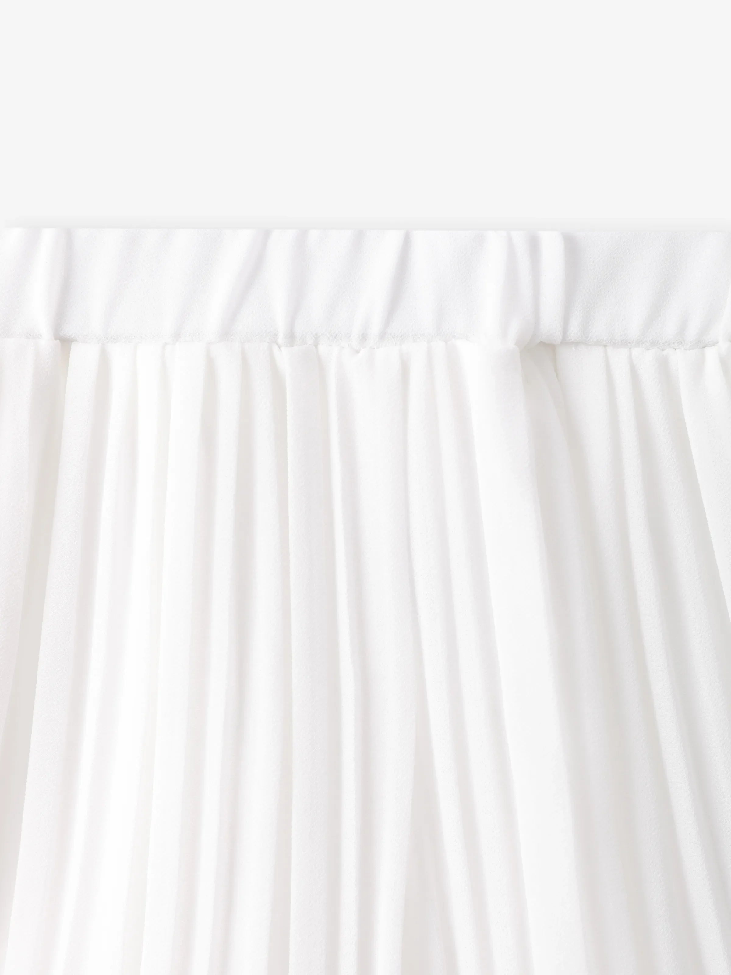 2-Piece Baby/Toddler Girl Elegant Pleated Camisole and Shorts Set Roseo