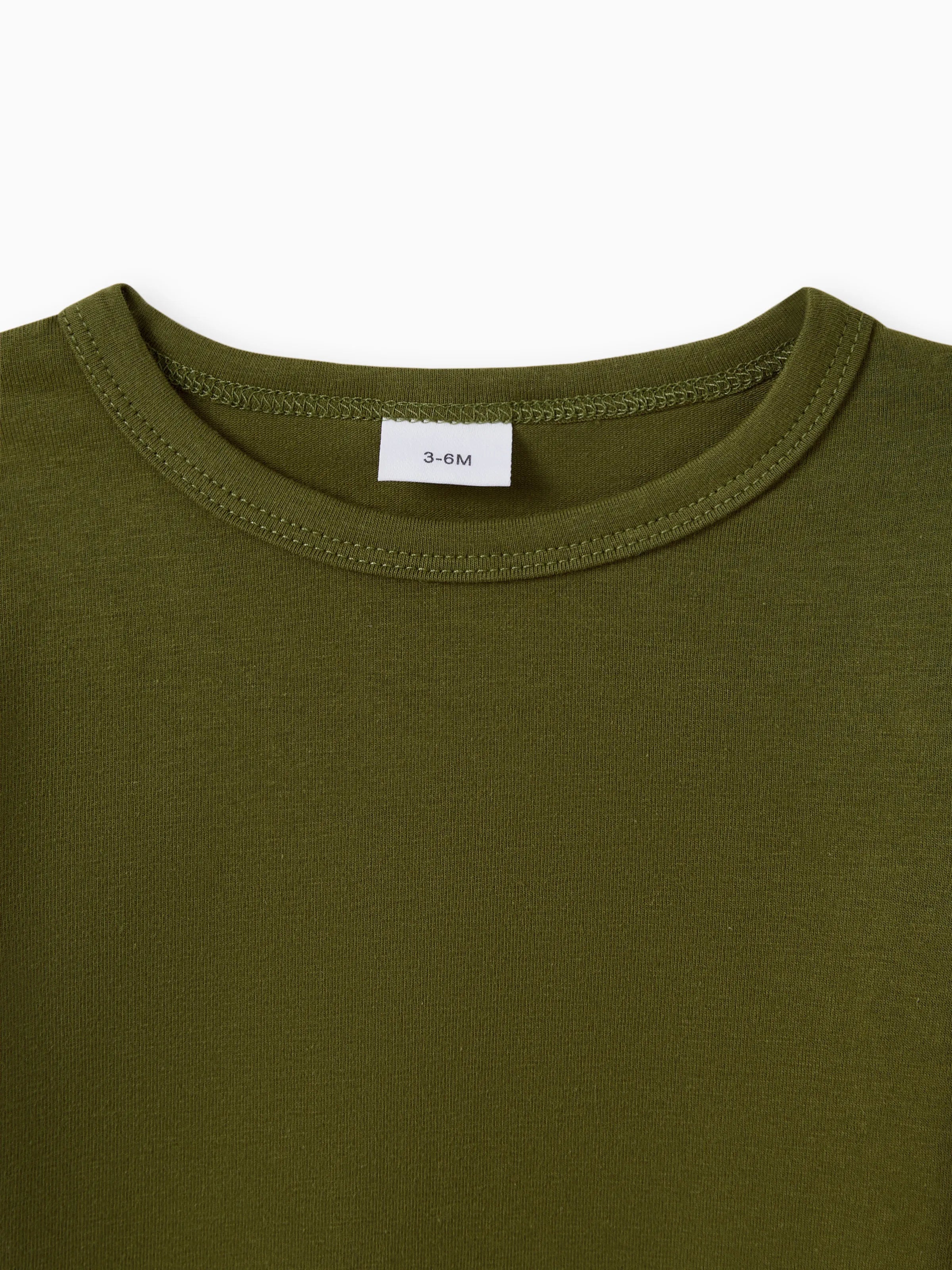 2pcs Baby Boy Short-sleeve Solid Tee and Allover Dinosaur Print Overall Romper Set Army green