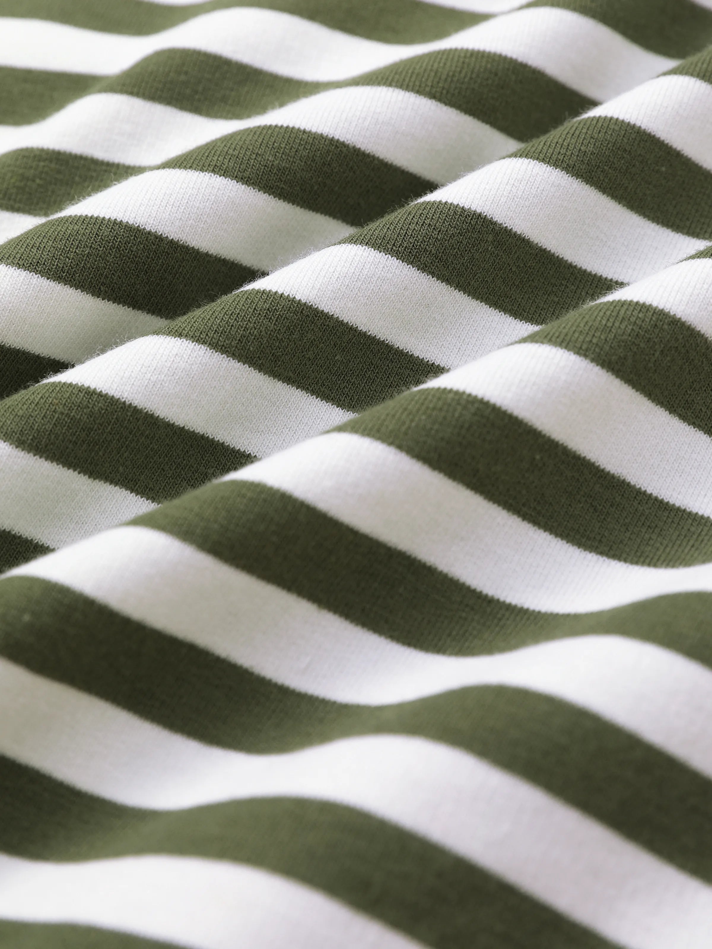 2pcs Todder Boy Cotton Stripe Set with Patch Pocket Army green